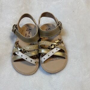 Kiwi Kids Gold and White Star Sandals